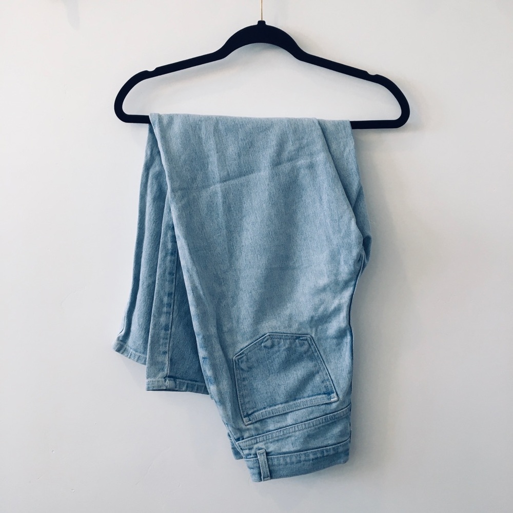 Vintage Light Blue Denim Mom Jeans